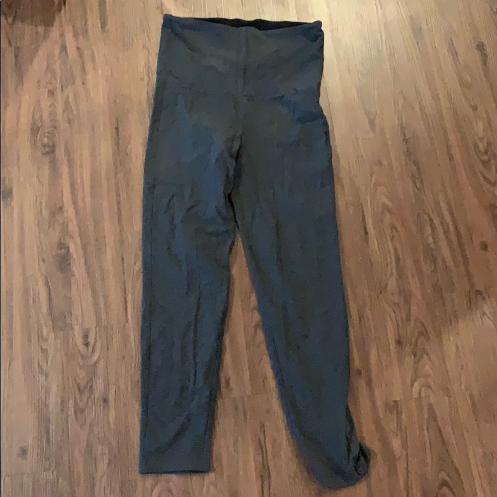 Simply Vera gray control top leggings